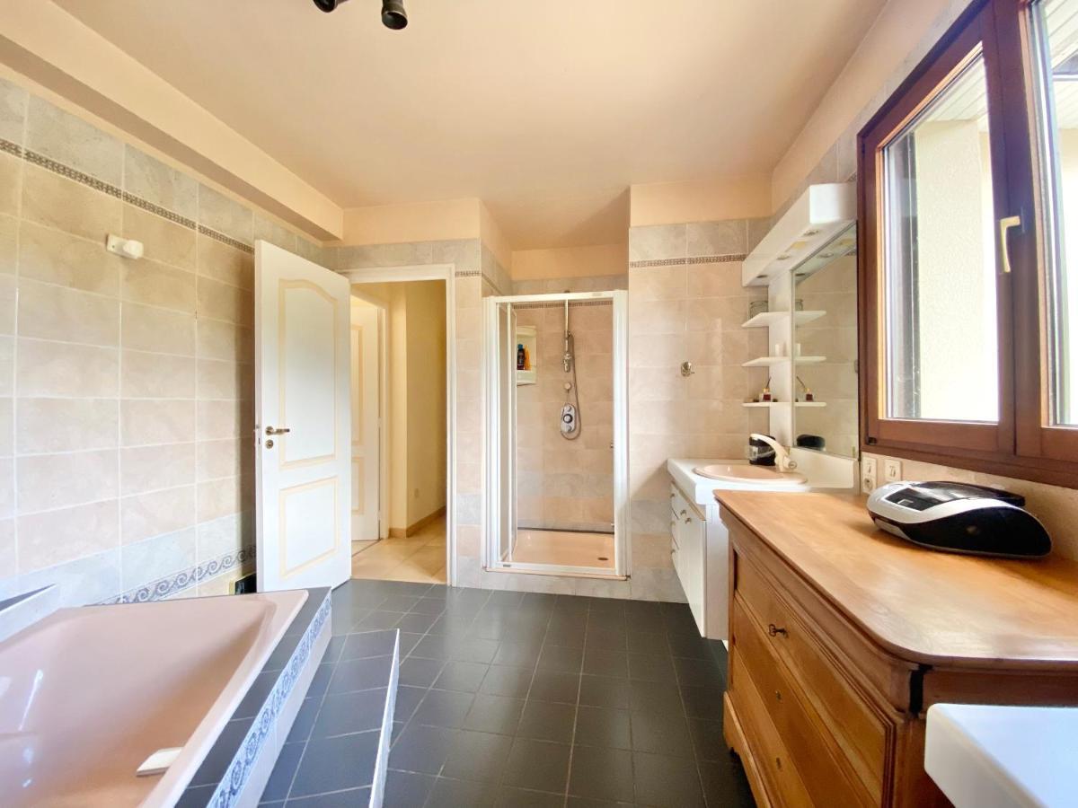 La Kervao - Maison 5 Chambres - Jardin - Terrasse - Internet Quimper Kültér fotó
